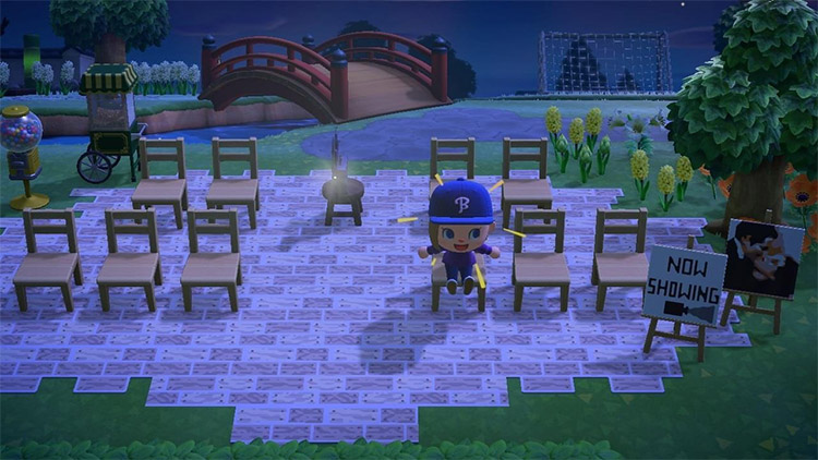 Outdoor movie theater for all villagers - ACNH Idea
